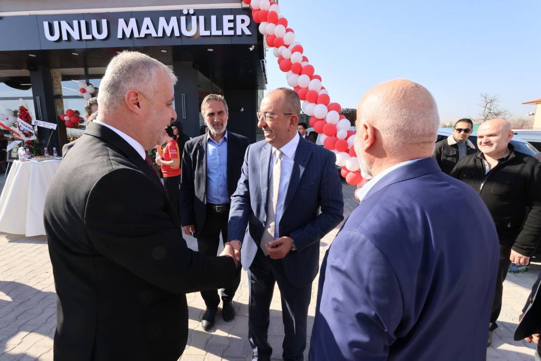 Hamzaoğulları Unlu Mamulleri törenle açıldı 3